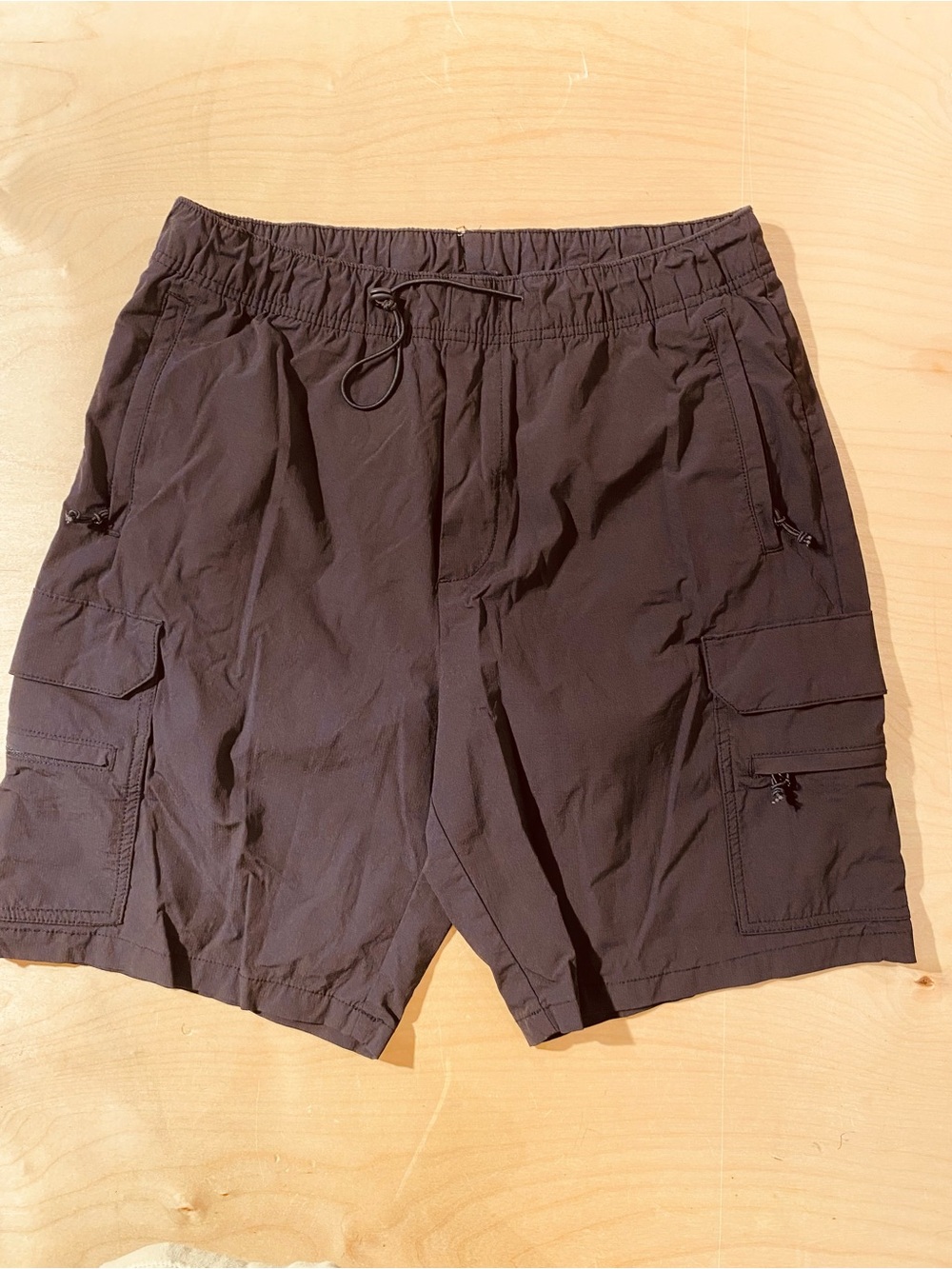 H & M Men's Cargo Drawstring Shorts - Black Medium (SY)